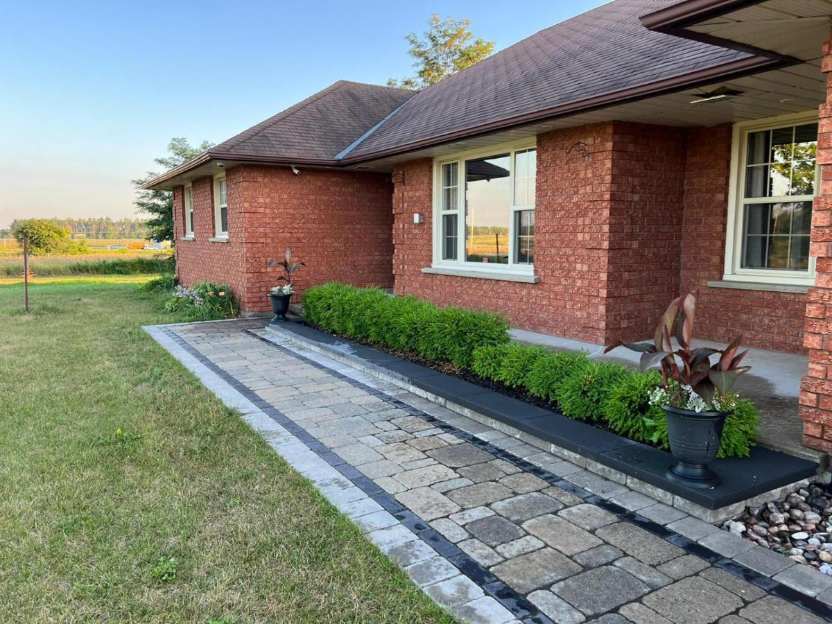 Bowmanville Event Place Exteriér fotografie